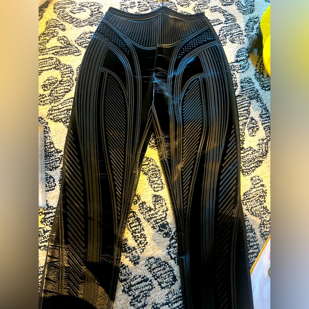 Mugler